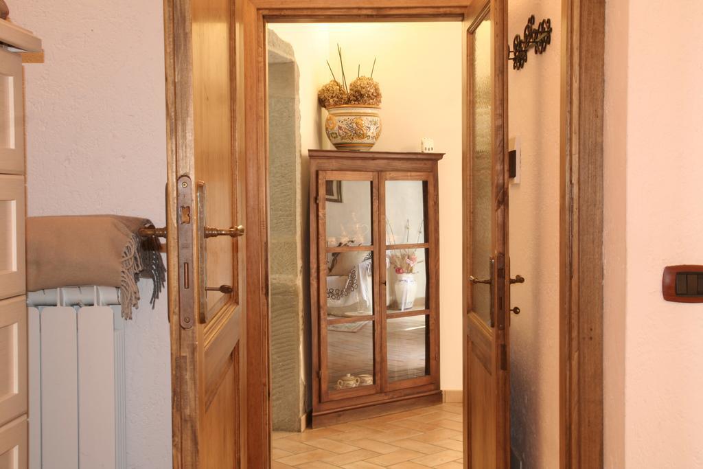 Borgo Medioevale Apartment Todi Ngoại thất bức ảnh